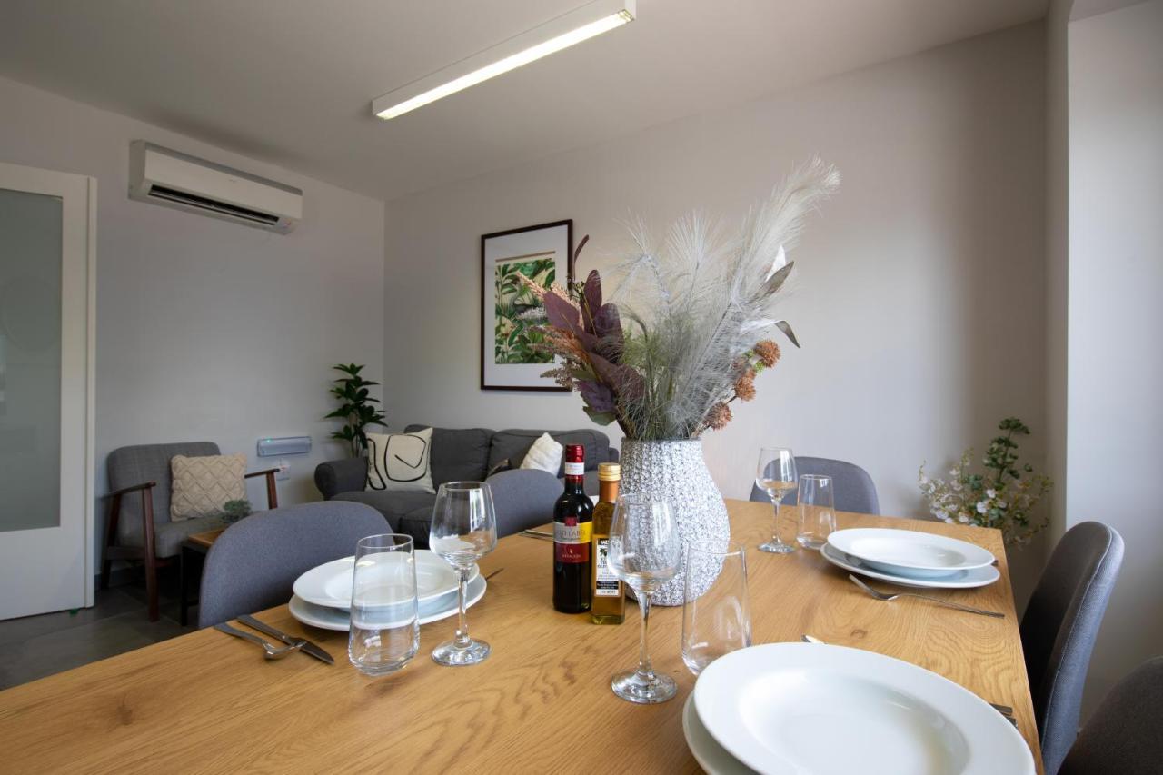 Modern Seafront 3bedrooms With Spacious Yard Jlin1-1 Слима